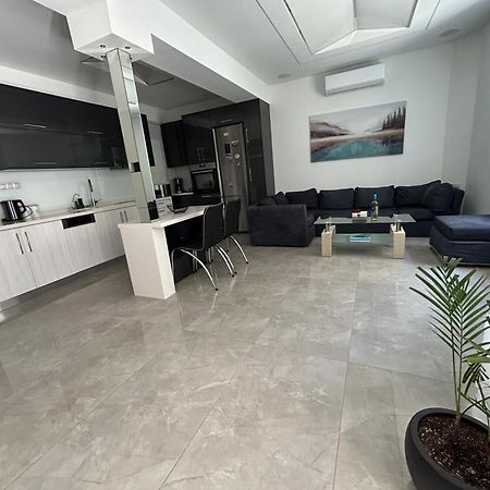 Ivory Style Maisonette Near Downtown Villa Heraklion  Bagian luar foto