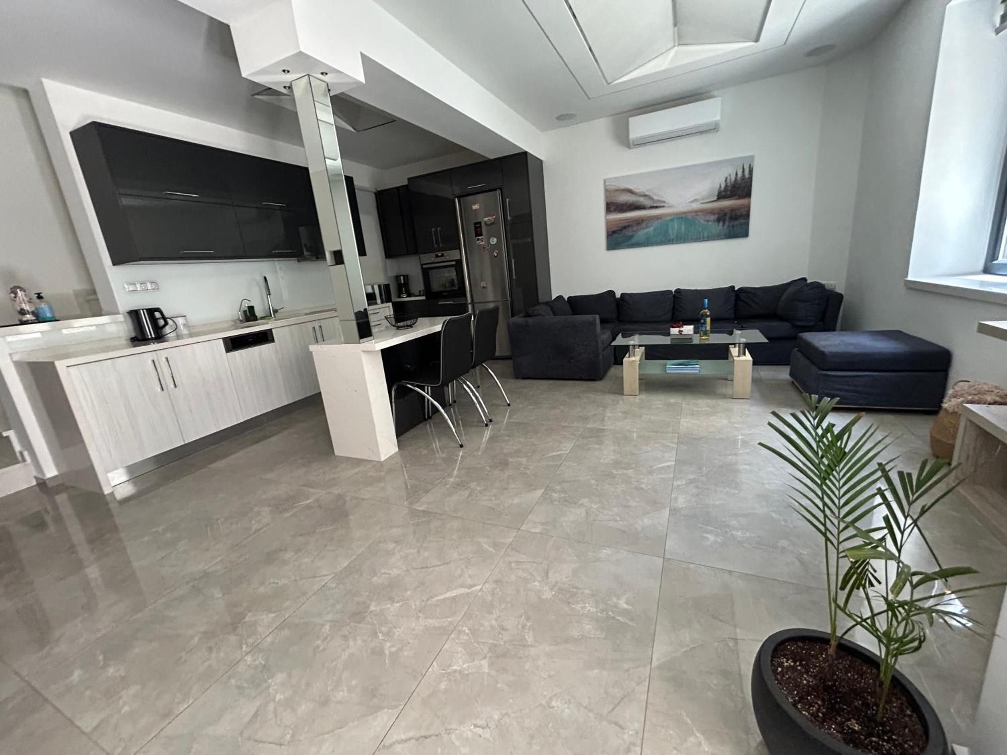 Ivory Style Maisonette Near Downtown Villa Heraklion  Bagian luar foto